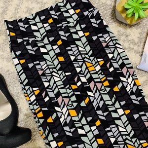 Lula Roe Cassie pencil Skirt NWOT